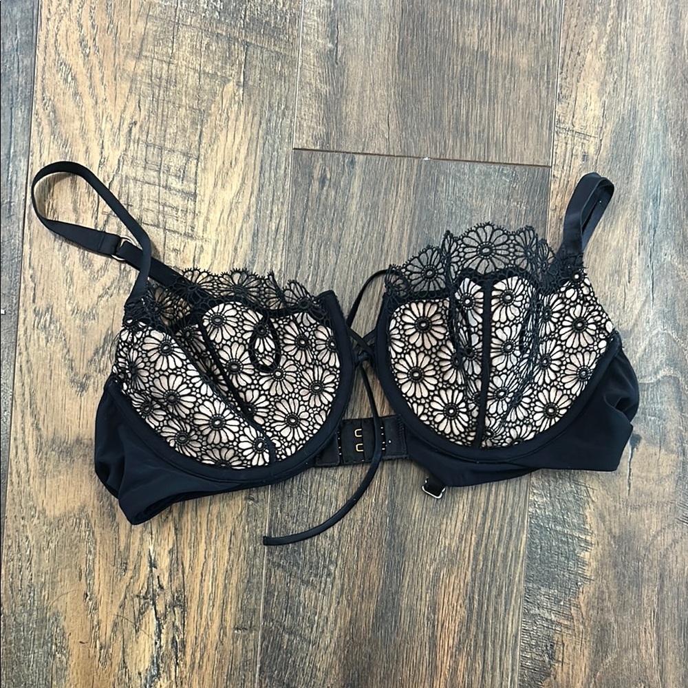 NWOT Victoria’s Secret Bra